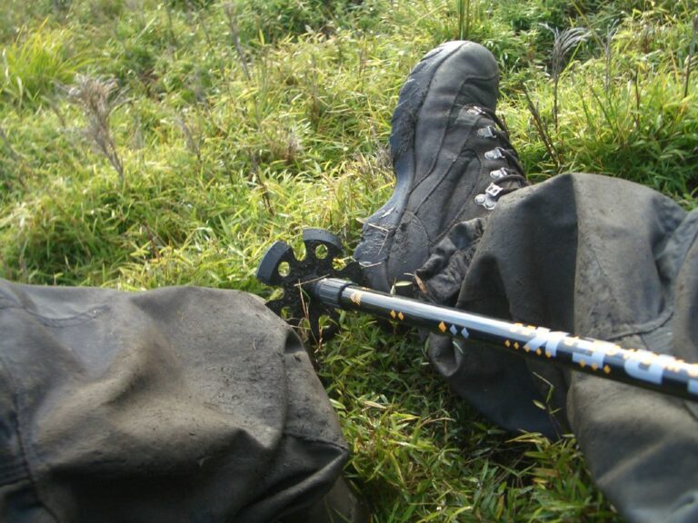 The Pros and Cons of Using a Trekking Pole as an Emergency Splint